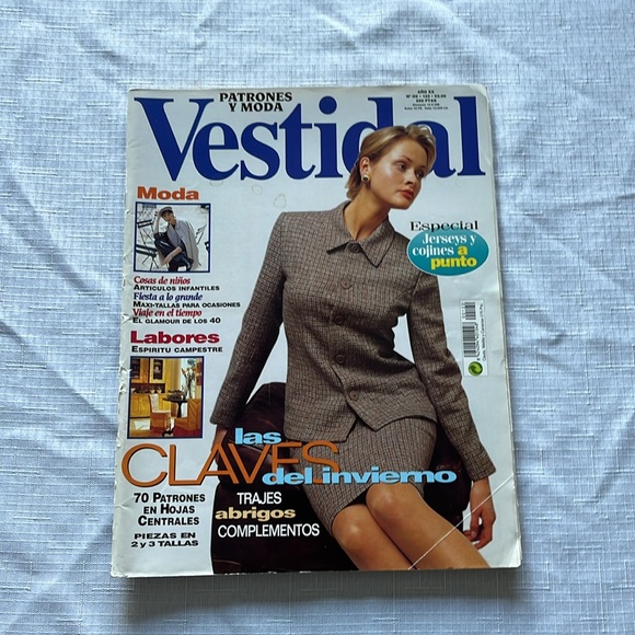 VESTIDAL FASHION MAGAZINES WITH PATTERNS - Picture 15 of 16